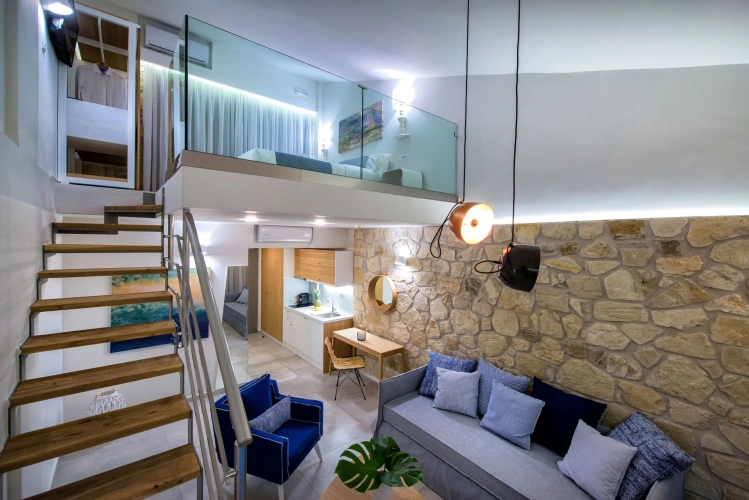 Duplex Suite with pool view