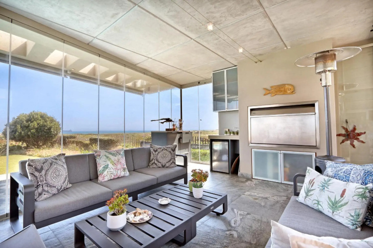 Atlantic Blue Villa at Pilots