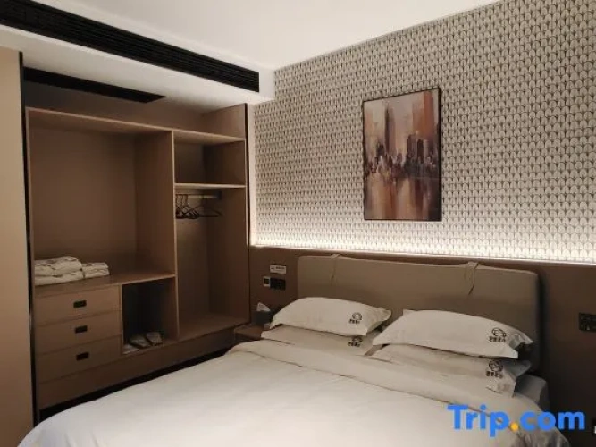 Premier Suite