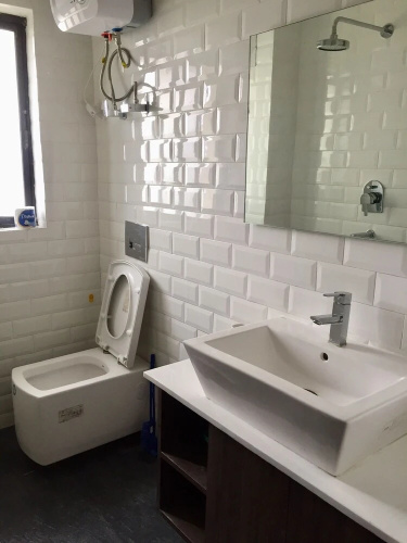 Drongpa suites