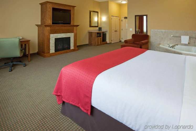 Holiday Inn Stevens Point - Convention Ctr by IHG