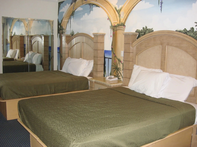 Symphony Inn and Suites