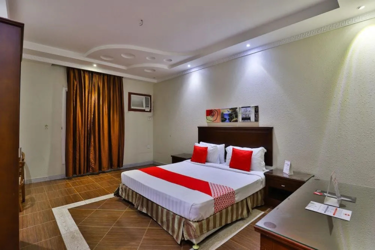 OYO 215 Wassan International Hotel