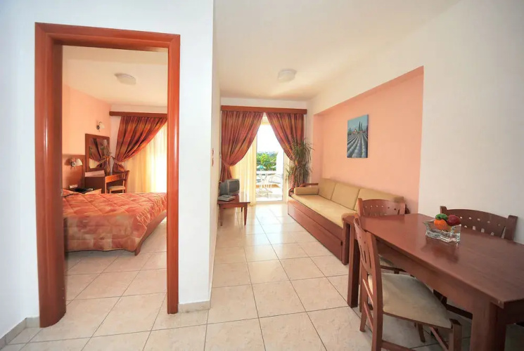 Pelopas Resort Apartments