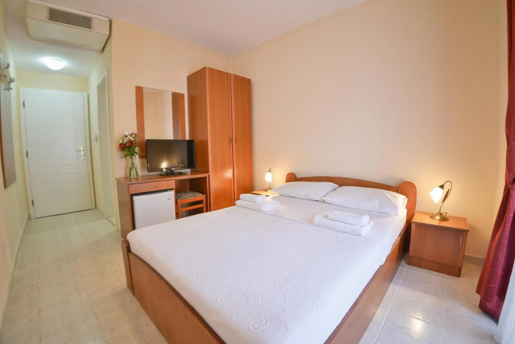 Hotel Podostrog