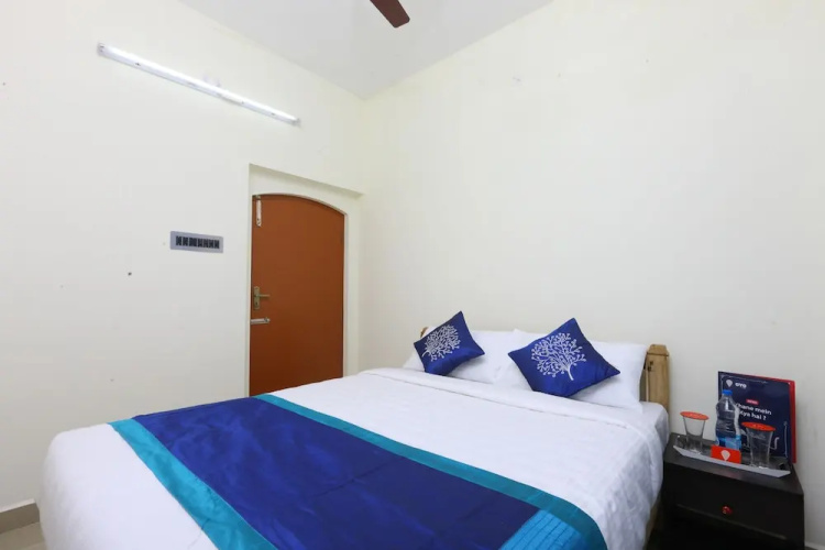OYO 9300 Hotel Sufyan