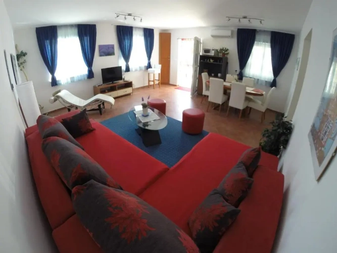 1 Bedroom Basement Apartment