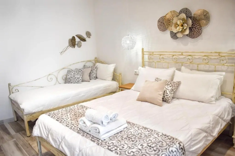 Deluxe Triple room