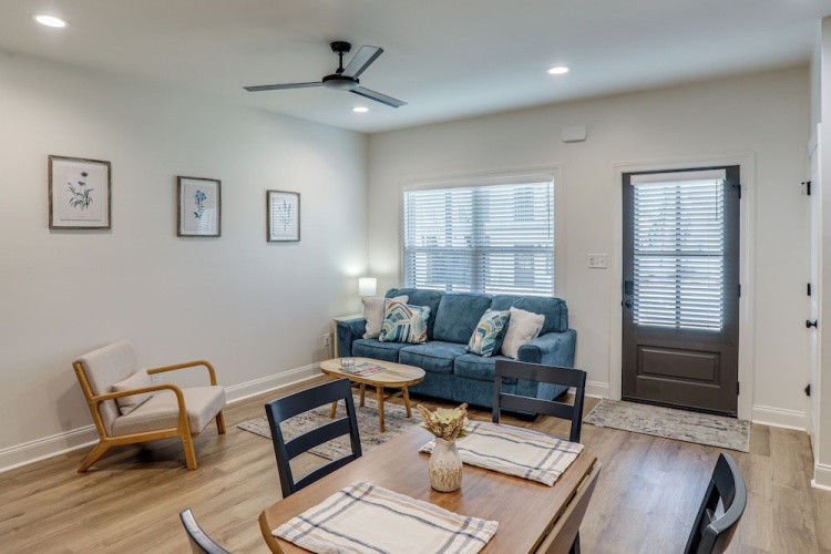 1 Bedroom Apartment