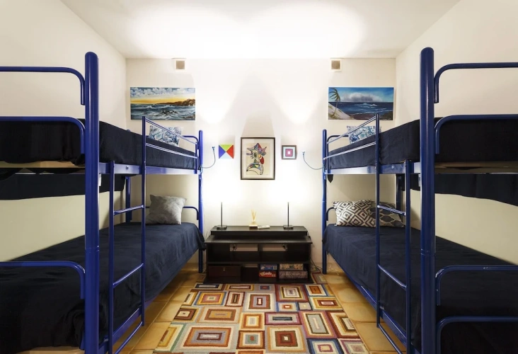 3 Bedrooms Villa