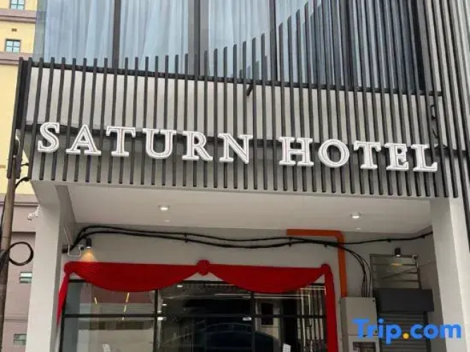 Saturn Hotel