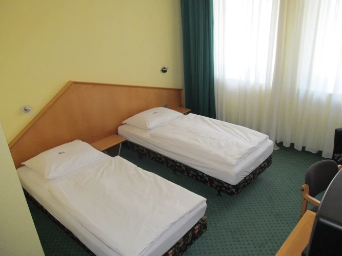 Economy Twin room