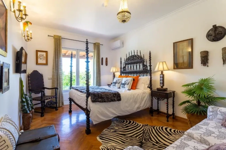 Suite with balcony