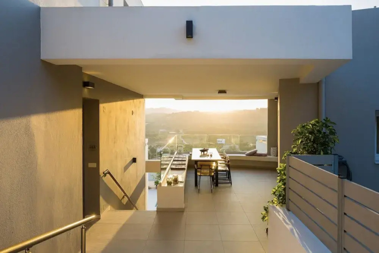 Three Moirai Villa With 2 Heated Pools