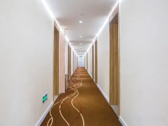 HanTing Hotel (Beijing Shangdi Center)