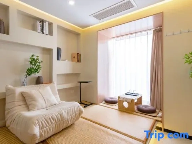 Standard Double room with courtyard view