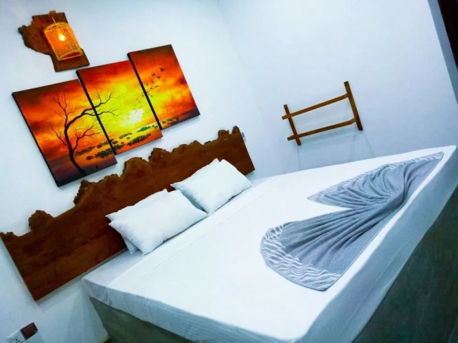 Standard Triple room