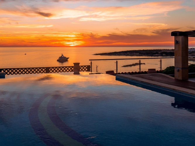 Coral Beach Hotel & Resort photo 39