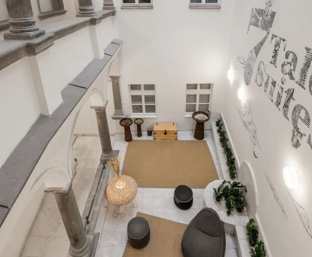 7 Tales Suites