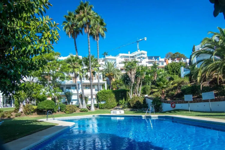 Apartment with terrace La Quinta Golf