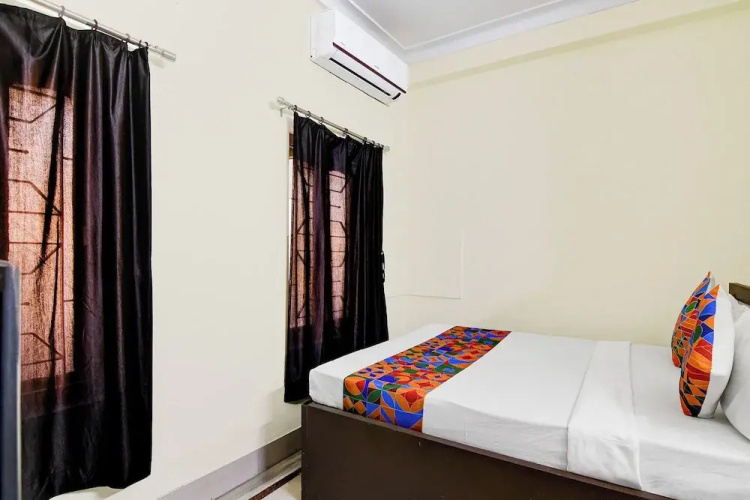 Fabhotel Maa Tara I