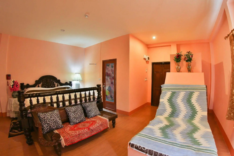 Maesai Orchid Hotel