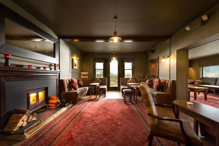 The Glencoe Inn