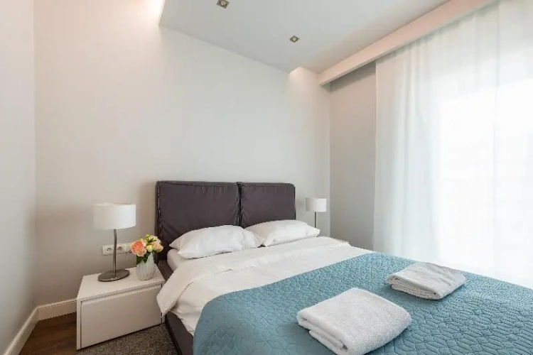 1 Bedroom Quadruple Apartment