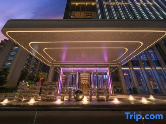 ME Hotel
