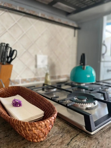 Casa Balena - Gansbaai seafront accommodation, back-up power