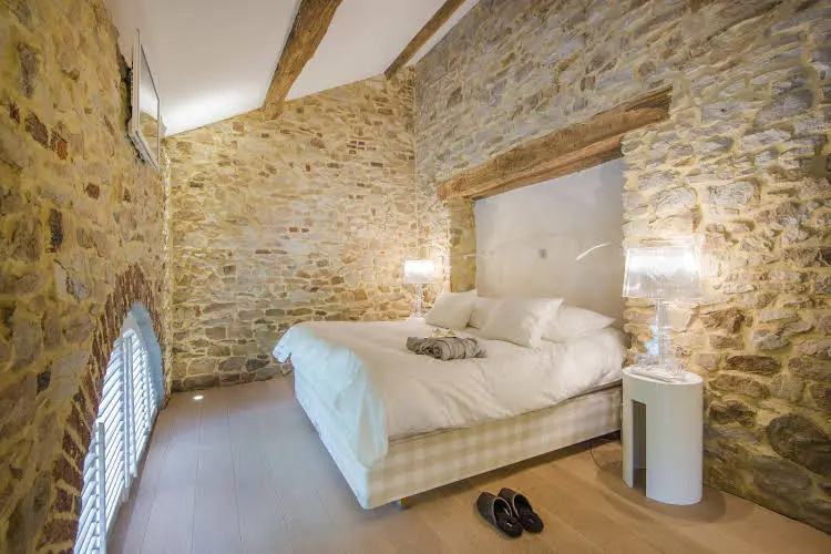 NE5T Suites & Spa