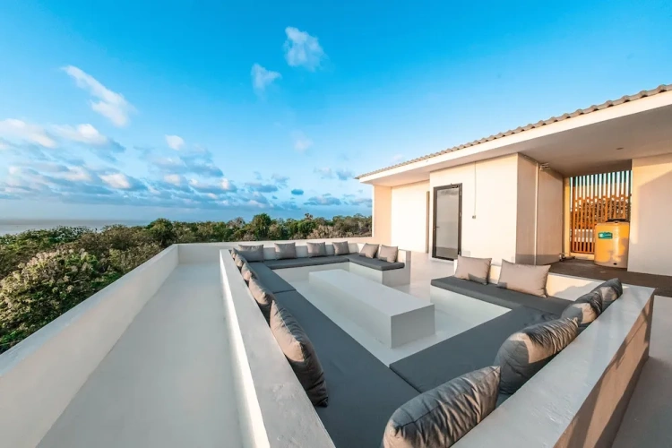 5 Bedrooms Grand Villa with ocean view