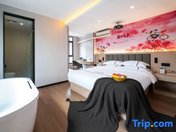 Standard Double room with mountain view