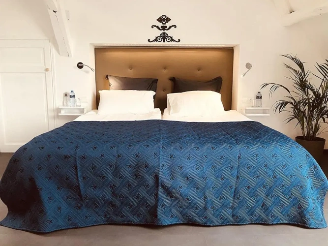 Standard Double room with view
