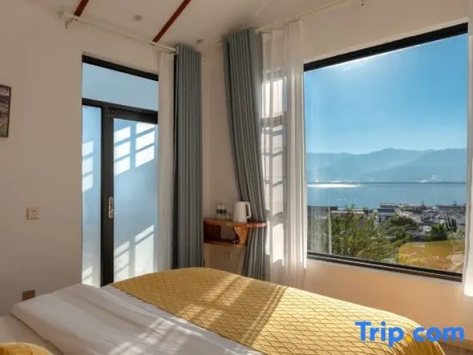 Standard Double room with mountain view