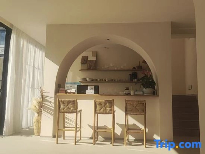 Er yuegui sea moon-view holiday house