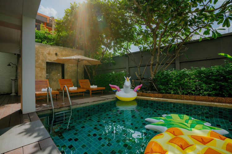 Peace Land Khaosan