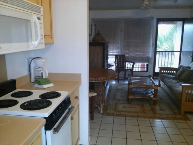 Village Manor B21