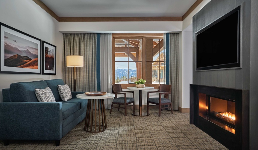 1 Bedroom Deluxe Suite