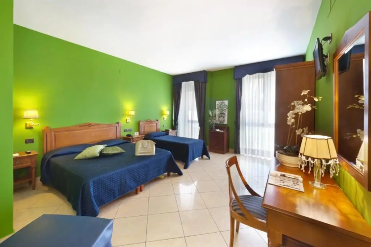 Triple room