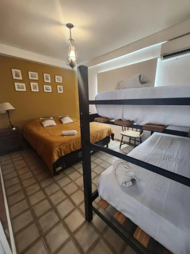 El Chabot Hostel