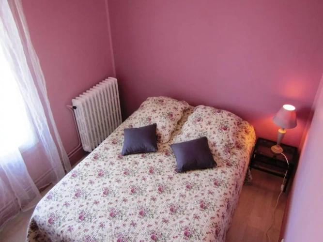 2 Bedrooms Cottage