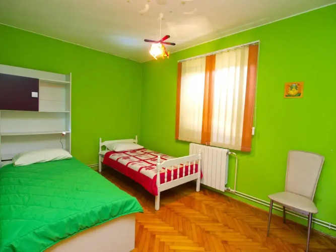 Apartment 1383