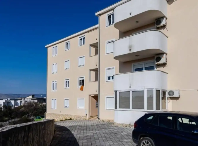 1 Bedroom Apartment with balcony