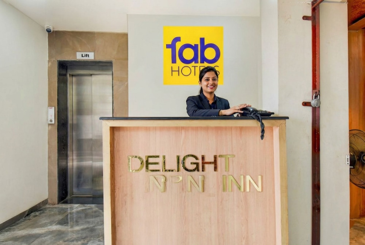 Fabhotel Delight Inn