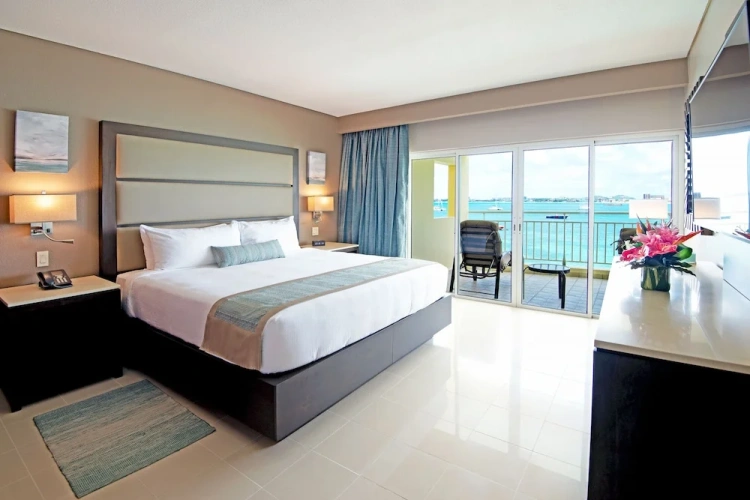 1 Bedroom Suite with balcony and with view
