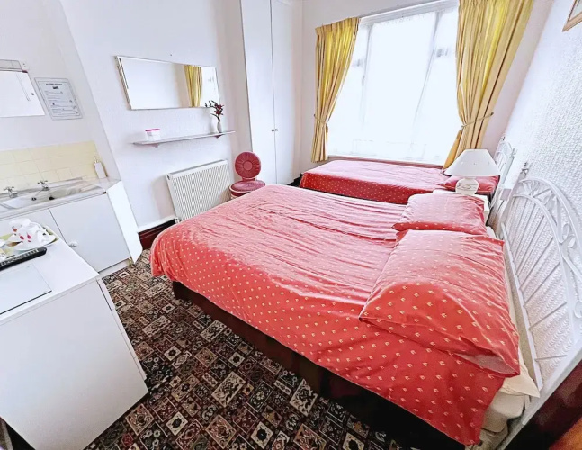 Alpine Guest House - Cleethorpes