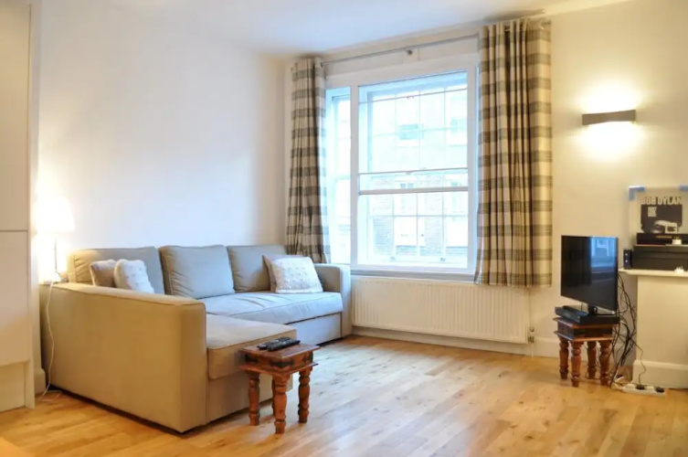 Central 1 Bedroom Flat in Farringdon