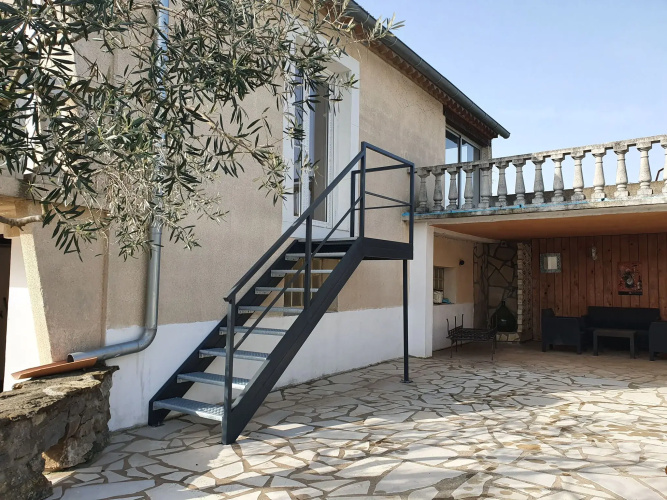 Majestic Villa in Homps With Private Pool