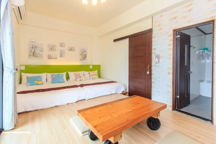 Standard Quadruple room with balcony